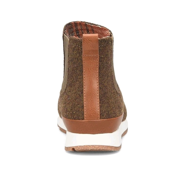 b.o.c Born Women's Chelsea Slip On Sneakers Boots Booties - 8 M Brown - Picture 7 of 16